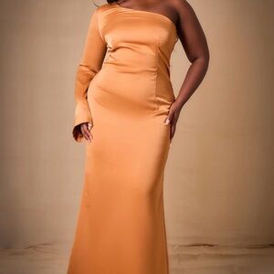 PrettyLittleThing One-Shoulder Maxi Dress in Camel Tan